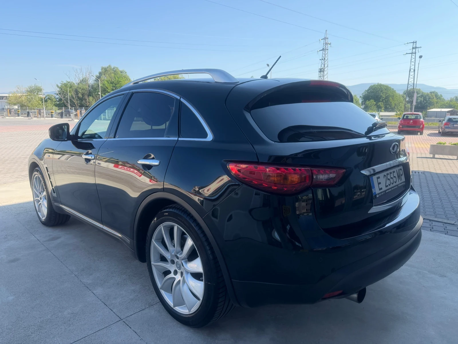 Infiniti Fx 30 3.0, снимка 5 - Автомобили и джипове - 55457193