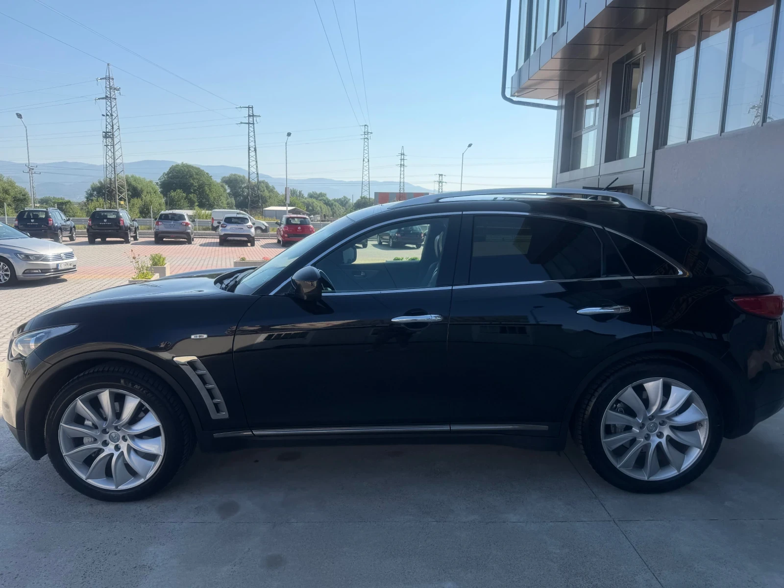Infiniti Fx 30 3.0, снимка 6 - Автомобили и джипове - 55457193