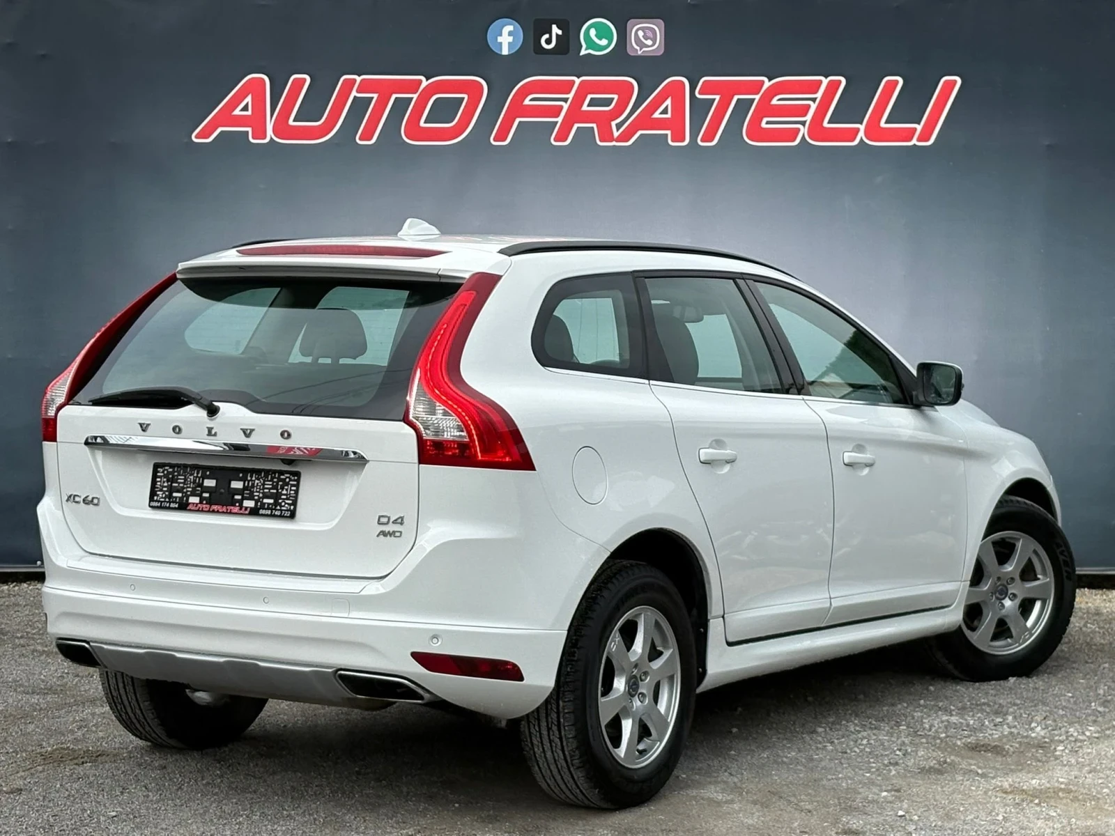 Volvo XC60 2.4d | Facelift | ЛИЗИНГ | БАРТЕР, снимка 4 - Автомобили и джипове - 55781547