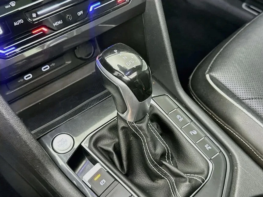 VW Tiguan 2.0 R-line SEL Allspace, Без удъри, снимка 10 - Автомобили и джипове - 56585738