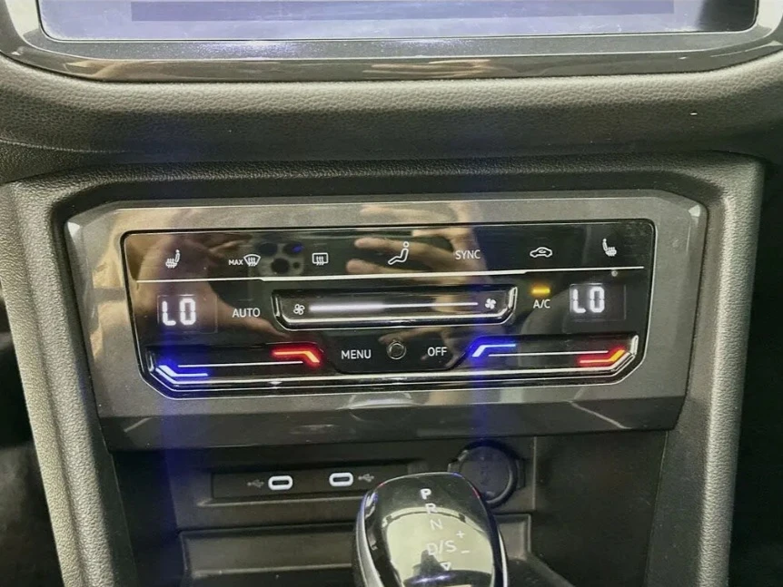 VW Tiguan 2.0 R-line SEL Allspace, Без удъри, снимка 9 - Автомобили и джипове - 56585738