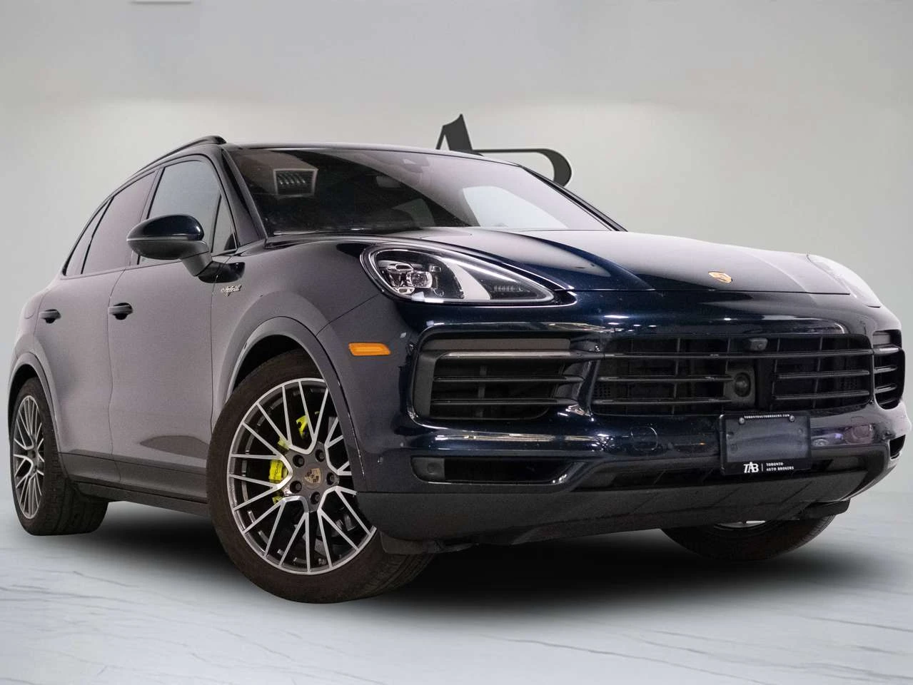 Porsche Cayenne E-HYBRID | PREMIUM PLUS | PANO | 21 IN | Mobile.bg � ����������� 2