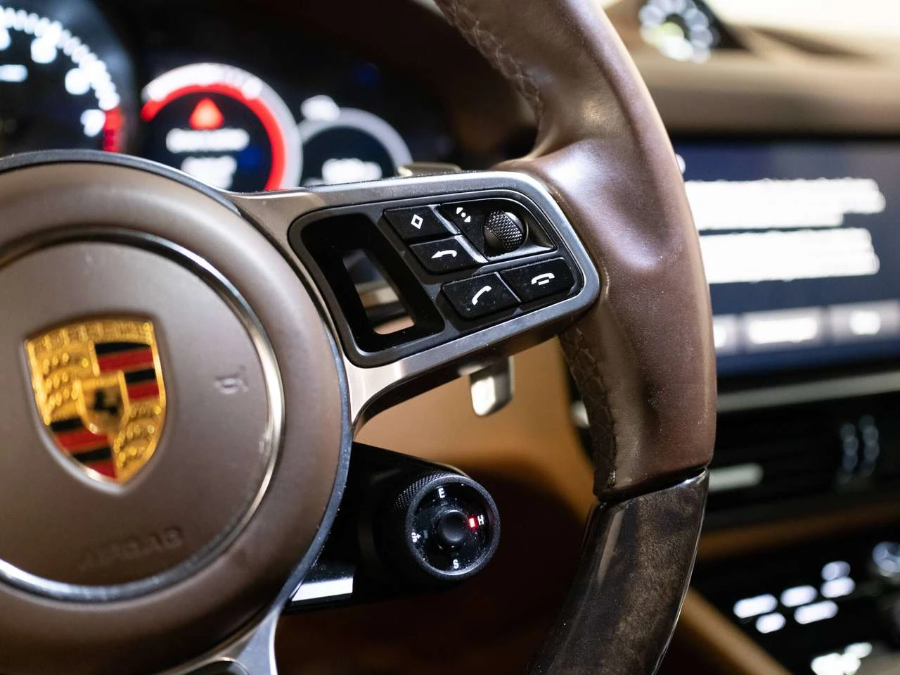 Porsche Cayenne E-HYBRID | PREMIUM PLUS | PANO | 21 IN | Mobile.bg � ����������� 11