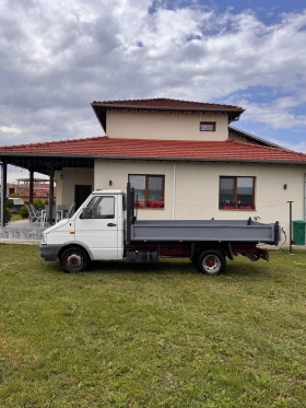 Iveco 35-8 Електрически Самосвал , снимка 2
