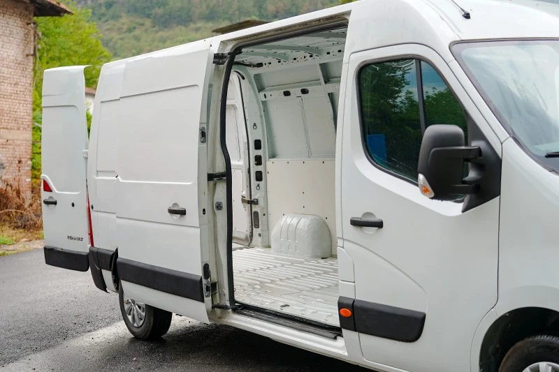 Renault Master MAXI 2.3 136к.с., снимка 7 - Бусове и автобуси - 48699410