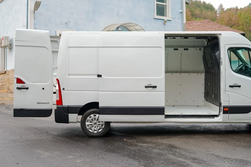 Renault Master MAXI 2.3 136к.с., снимка 6 - Бусове и автобуси - 48699410