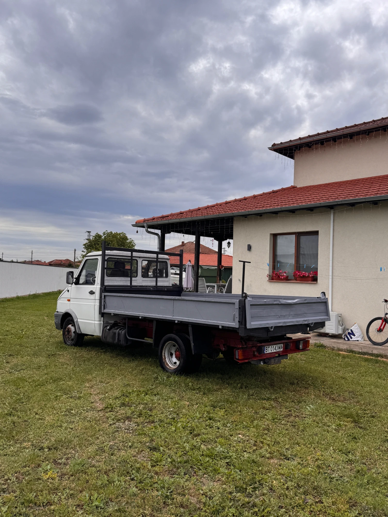 Iveco 35-8 Електрически Самосвал , снимка 3 - Бусове и автобуси - 54631650