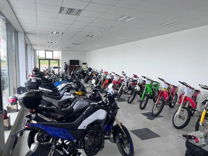 Suzuki Burgman 200, снимка 12 - Мотоциклети и мототехника - 51513275