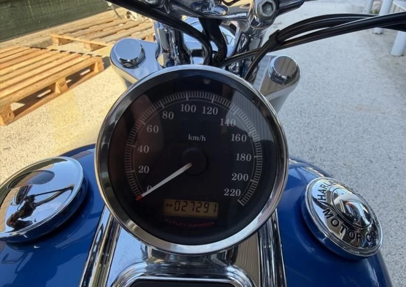 Harley-Davidson Softail Rocker C, снимка 10 - Мотоциклети и мототехника - 55296464