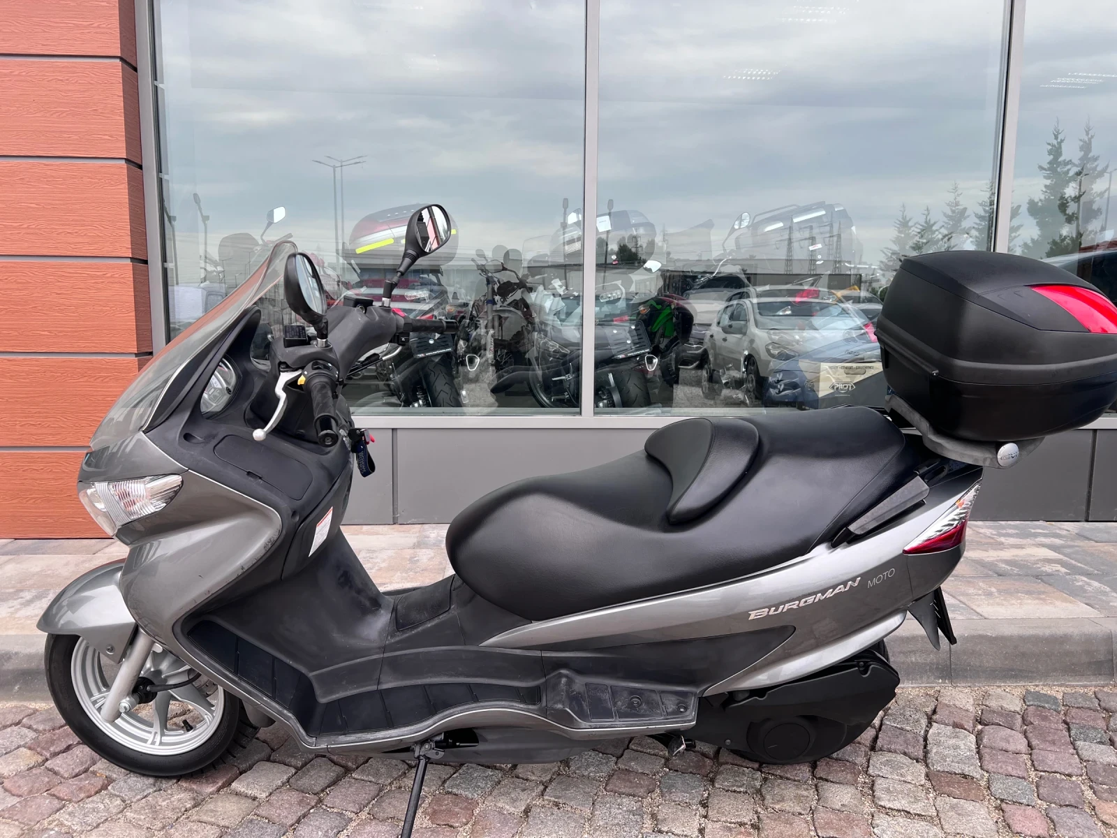 Suzuki Burgman 200 - изображение 4