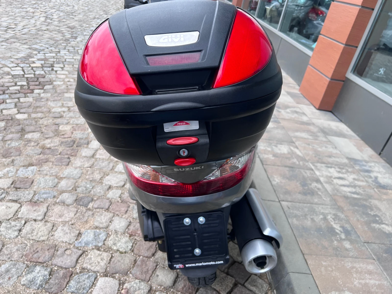 Suzuki Burgman 200 - изображение 9