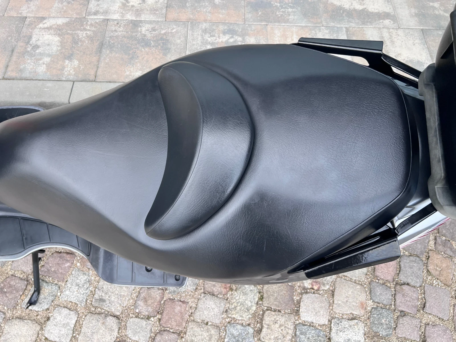 Suzuki Burgman 200 - изображение 10