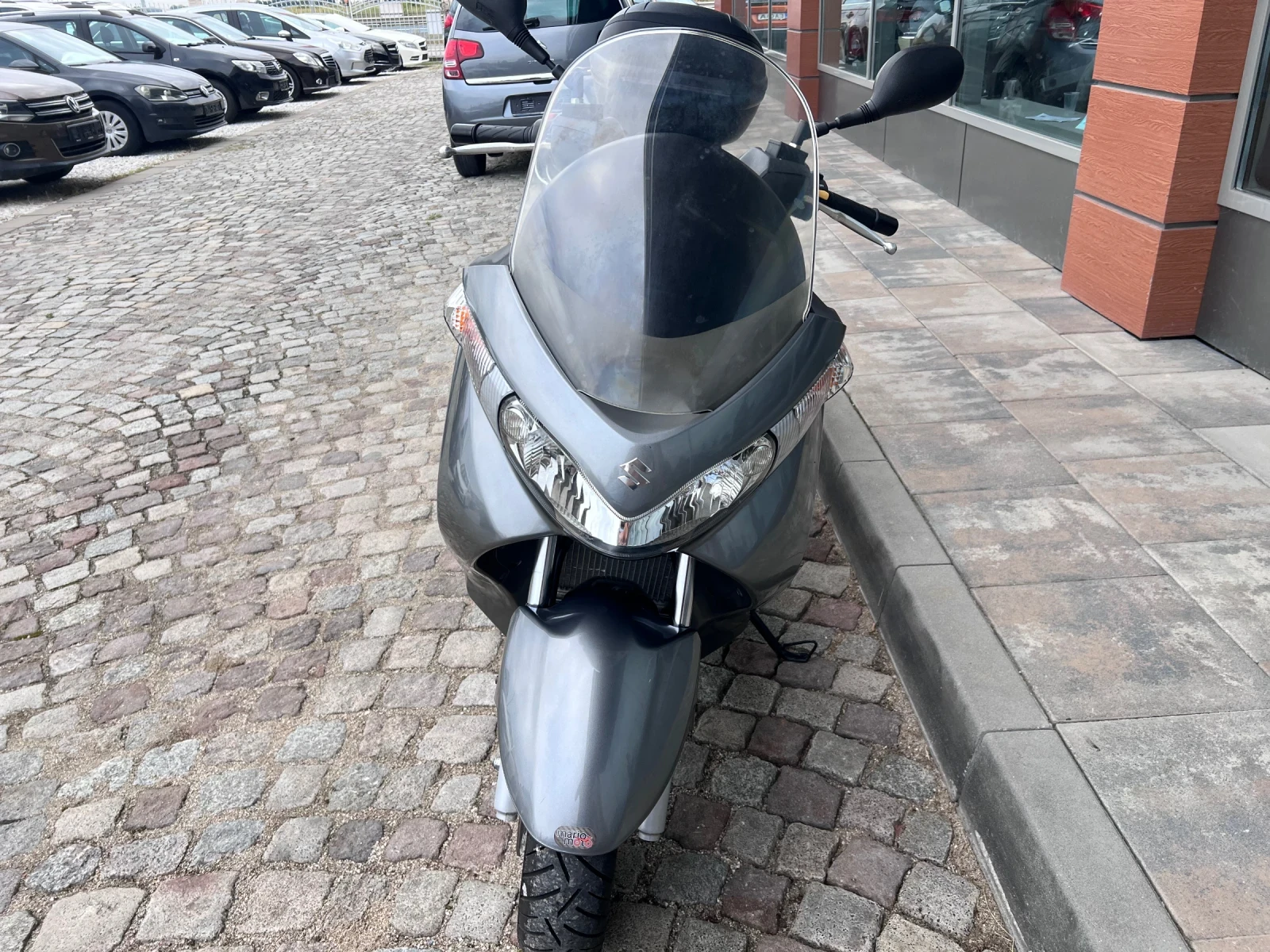 Suzuki Burgman 200 - изображение 7
