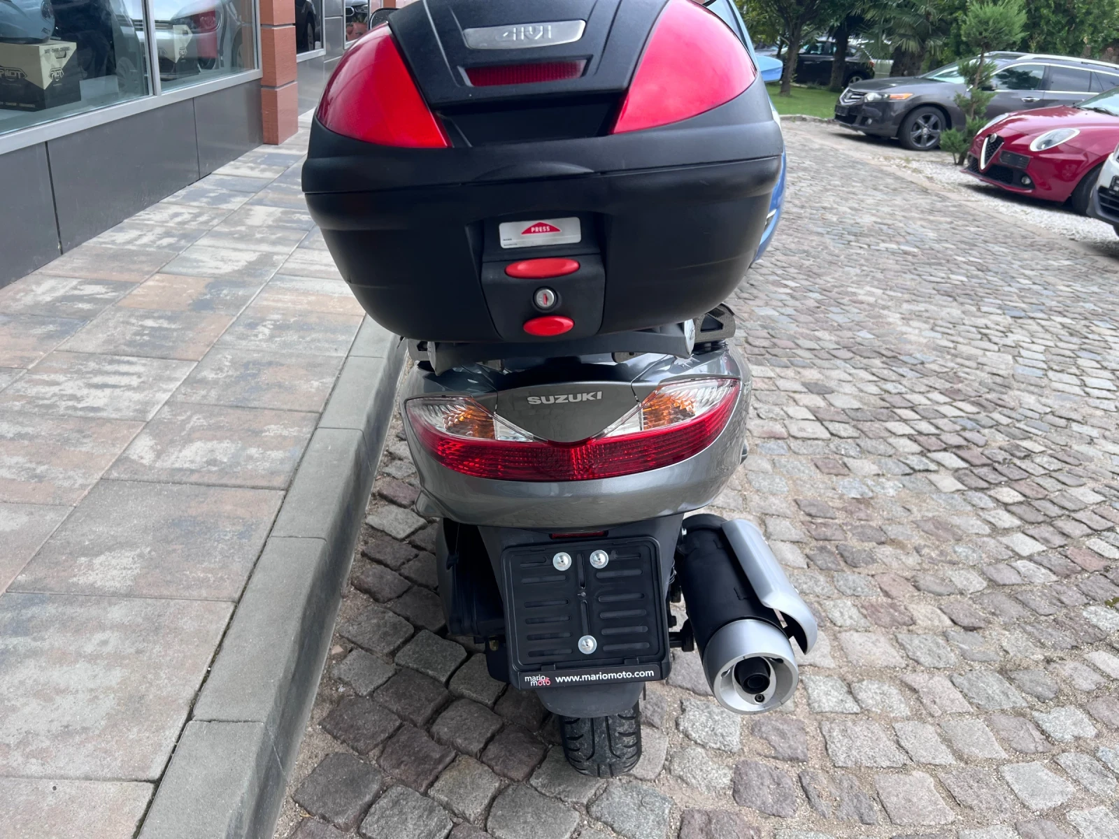 Suzuki Burgman 200 - изображение 8