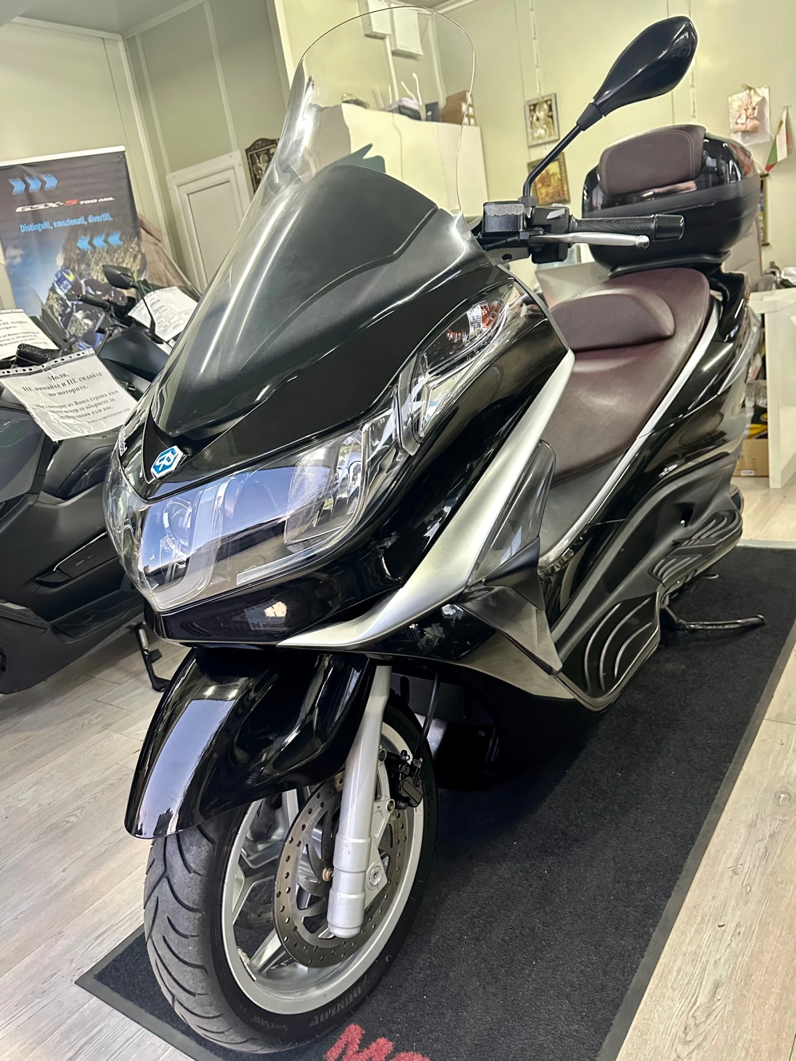 Piaggio X10 350i LED 02.2017г. - изображение 8