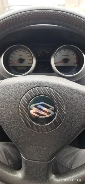 Suzuki IGNIS на части, снимка 3