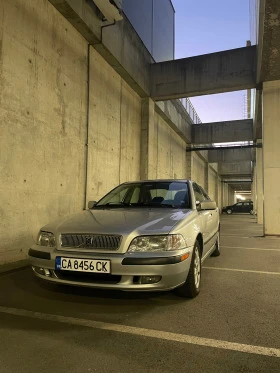  Volvo S40