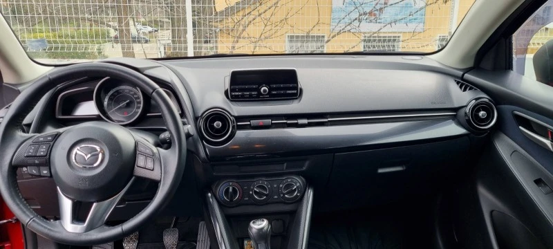 Mazda 2 SKAYACTIV , снимка 2 - Автомобили и джипове - 45877078