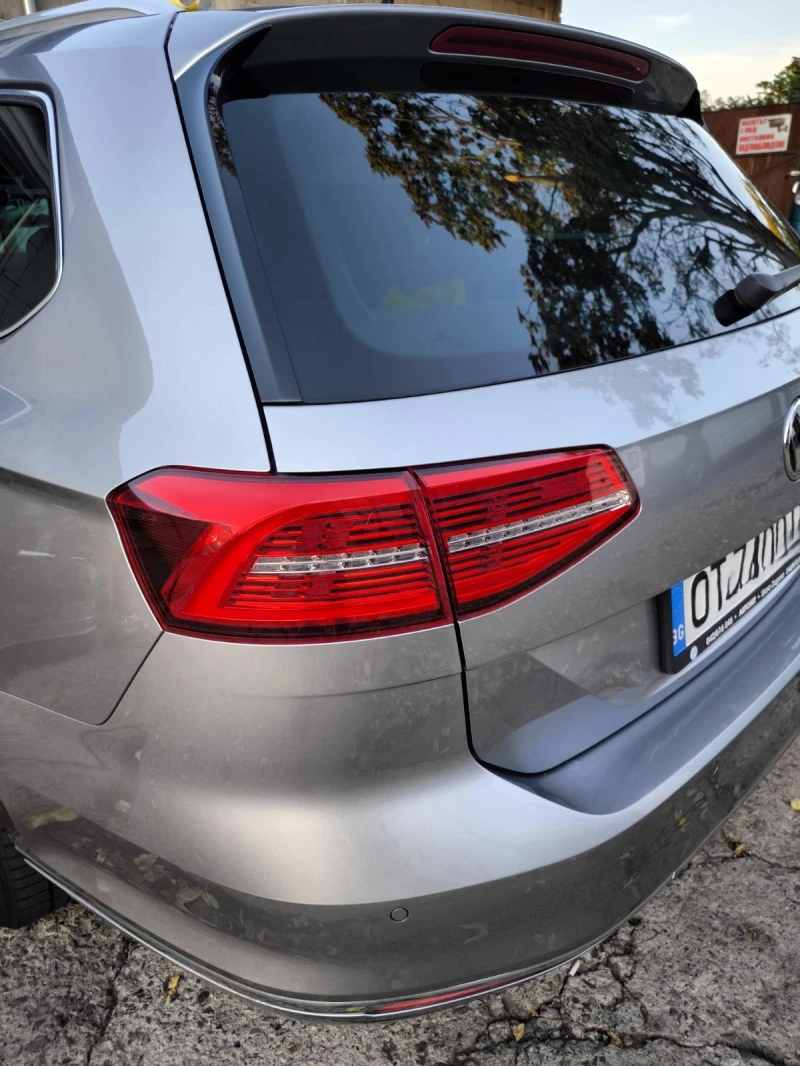 VW Passat Variant Highline, снимка 9 - Автомобили и джипове - 47392865