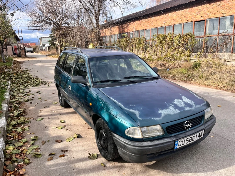 Opel Astra, снимка 2 - Автомобили и джипове - 48037424