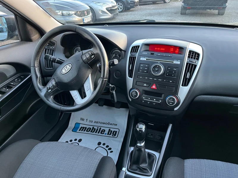 Kia Ceed 1.6CRDI, снимка 9 - Автомобили и джипове - 48116789