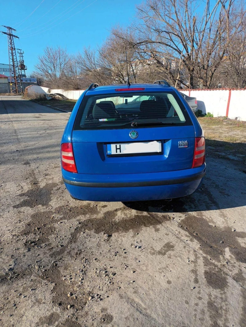 Skoda Fabia, снимка 5 - Автомобили и джипове - 48604683