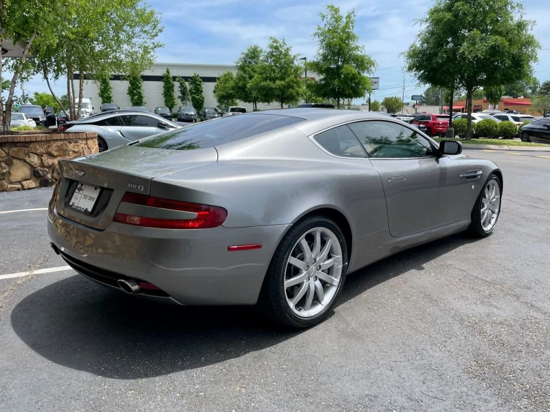 Aston martin Db9, снимка 4 - Автомобили и джипове - 49289520