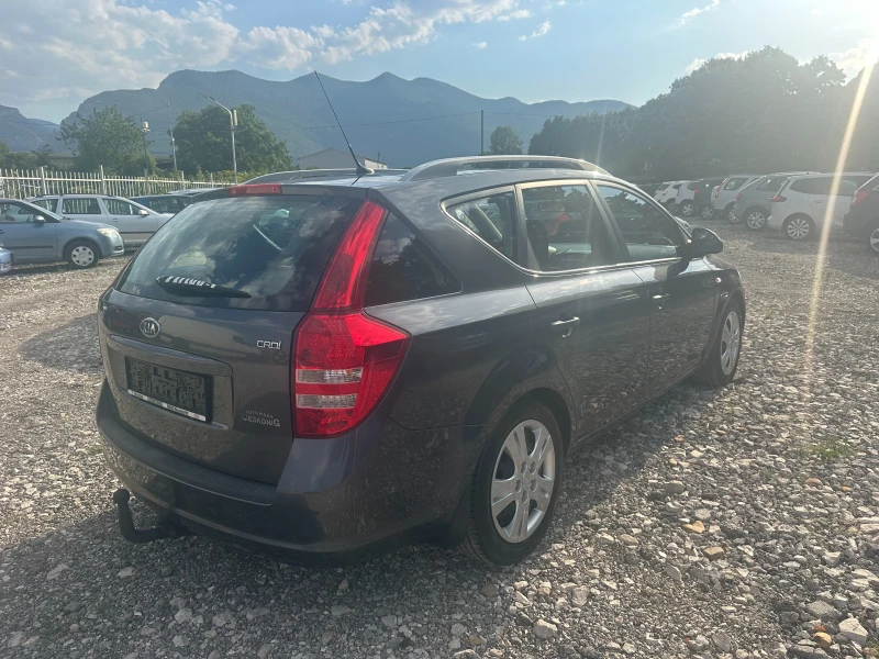 Kia Ceed 1.6CRDI 90kc, снимка 3 - Автомобили и джипове - 51109258