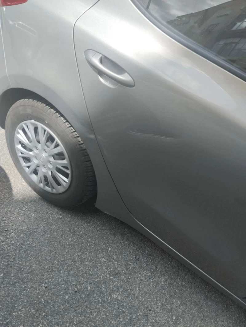 Kia Ceed 1.4 i, снимка 5 - Автомобили и джипове - 52076796