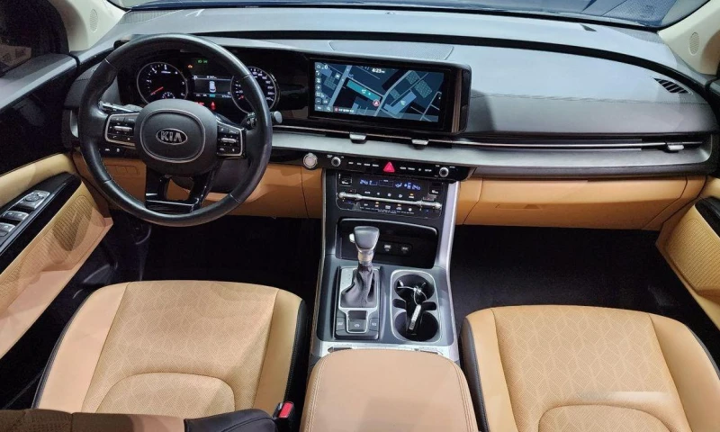 Kia Carnival, снимка 7 - Автомобили и джипове - 51957068