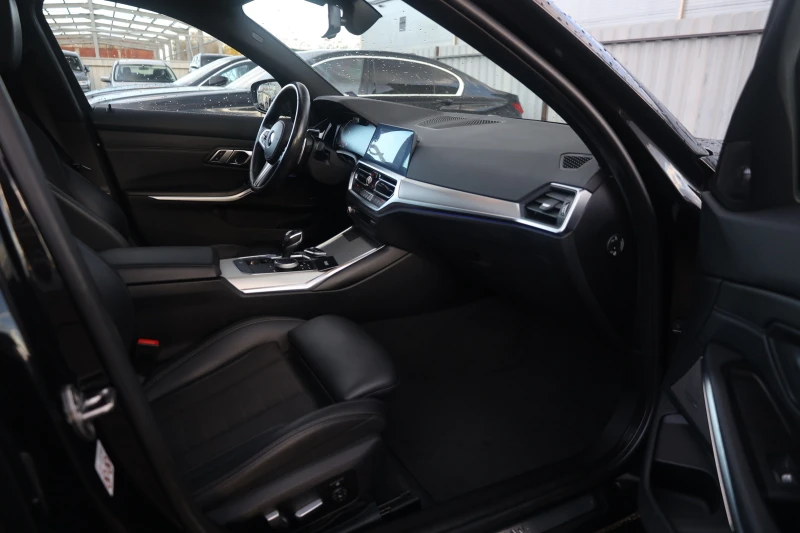 BMW 320 dX LASER KeyGO Digital KAM HuD SzH Memory #iCarbg, снимка 8 - Автомобили и джипове - 52169629