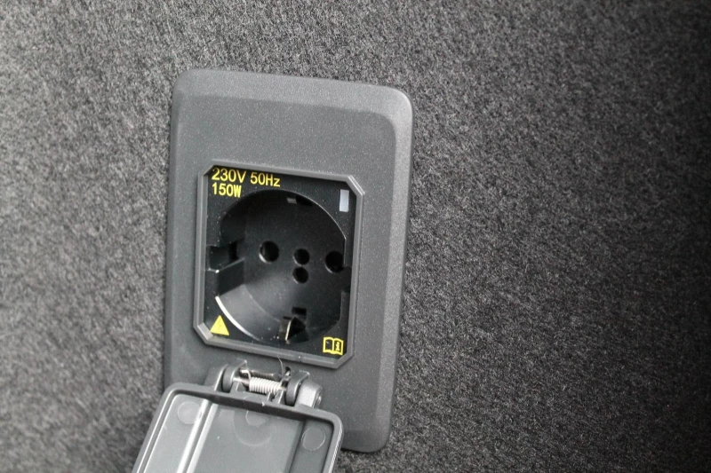 Cupra Formentor VZ* 333HP* FACE* PANO* MEMORY* DISTR* CAM* KEYLESS, снимка 16 - Автомобили и джипове - 52469992