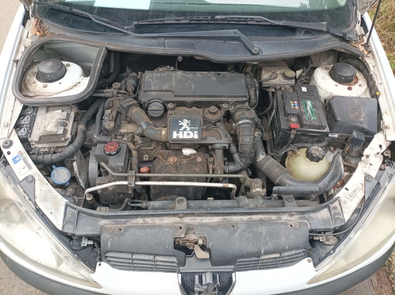 Peugeot 206 1.4hdi, снимка 10 - Автомобили и джипове - 53310145