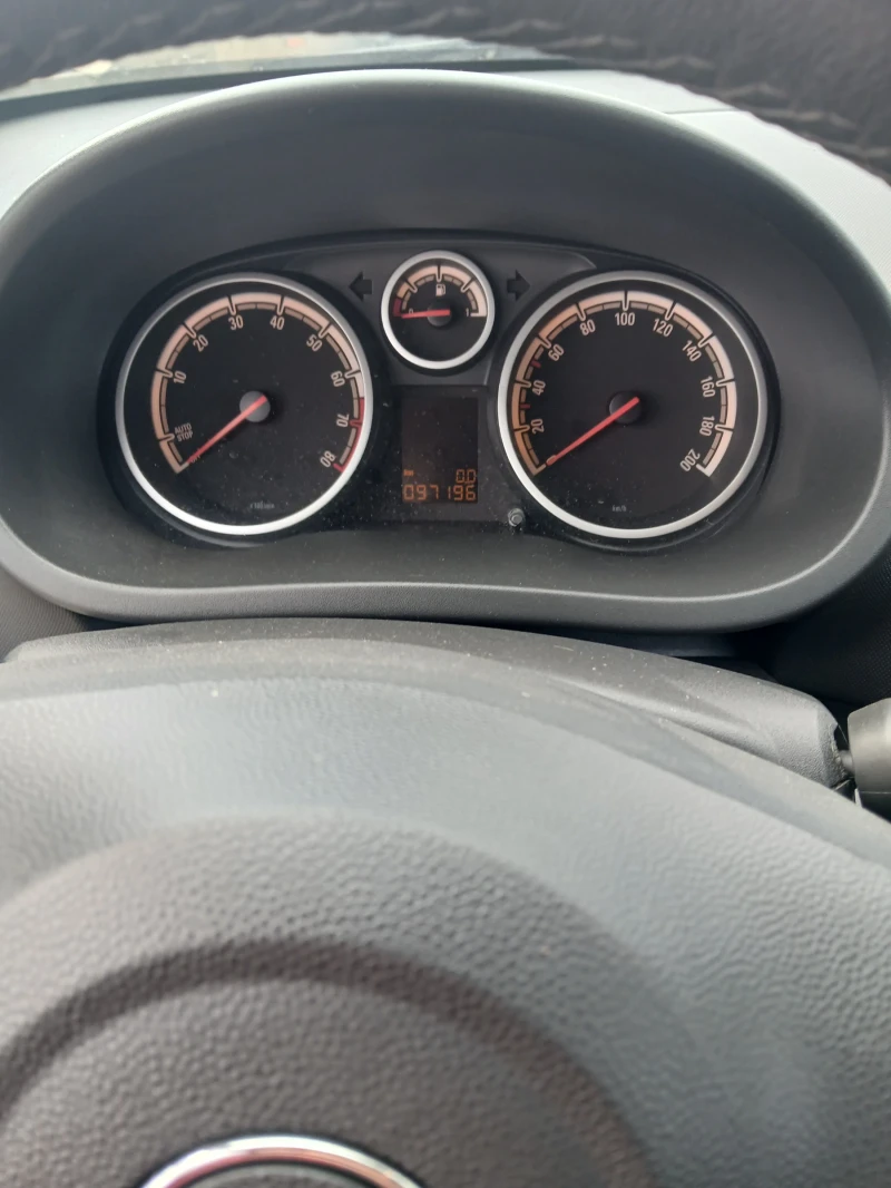 Opel Corsa 1.4 Бензин, снимка 7 - Автомобили и джипове - 53422847