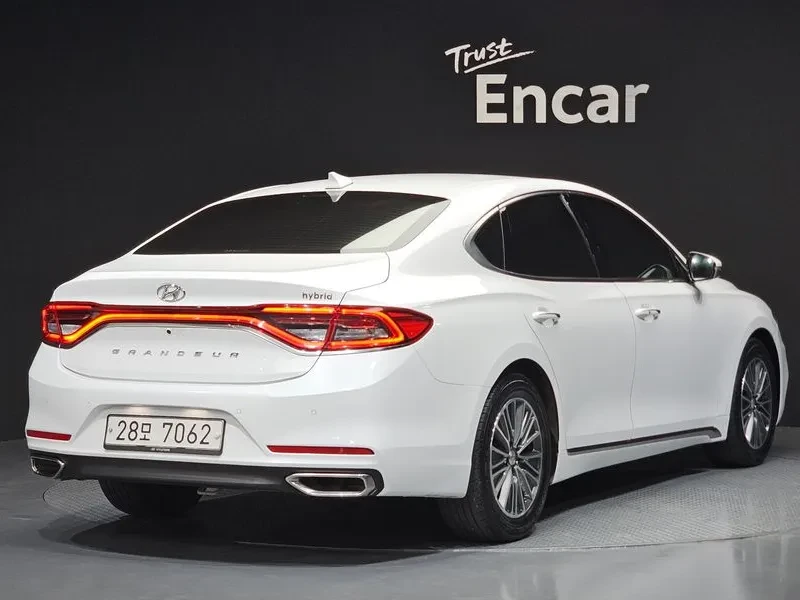 Hyundai Grandeur Hybrid Exclusive, снимка 2 - Автомобили и джипове - 55643739