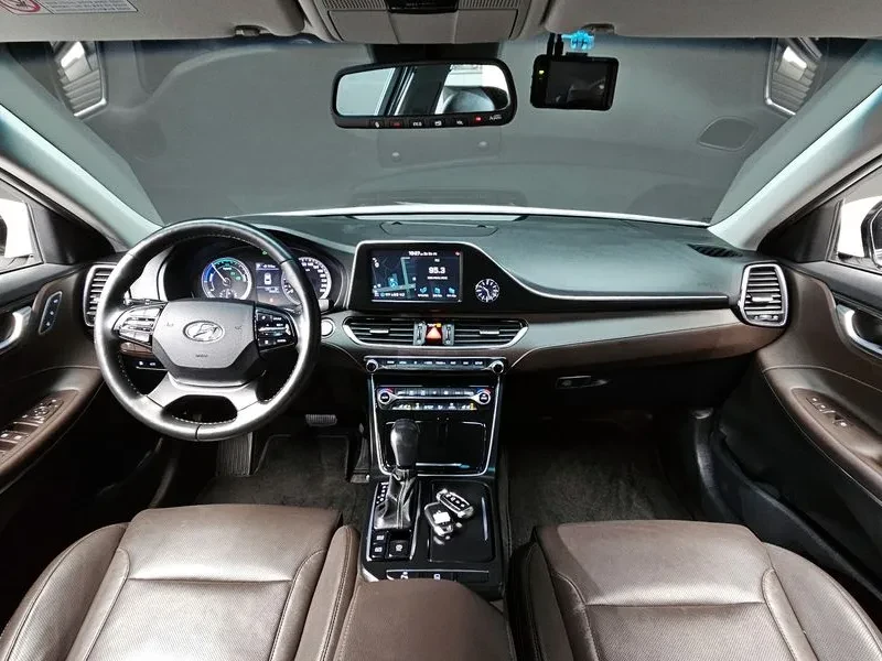 Hyundai Grandeur Hybrid Exclusive, снимка 7 - Автомобили и джипове - 55643739