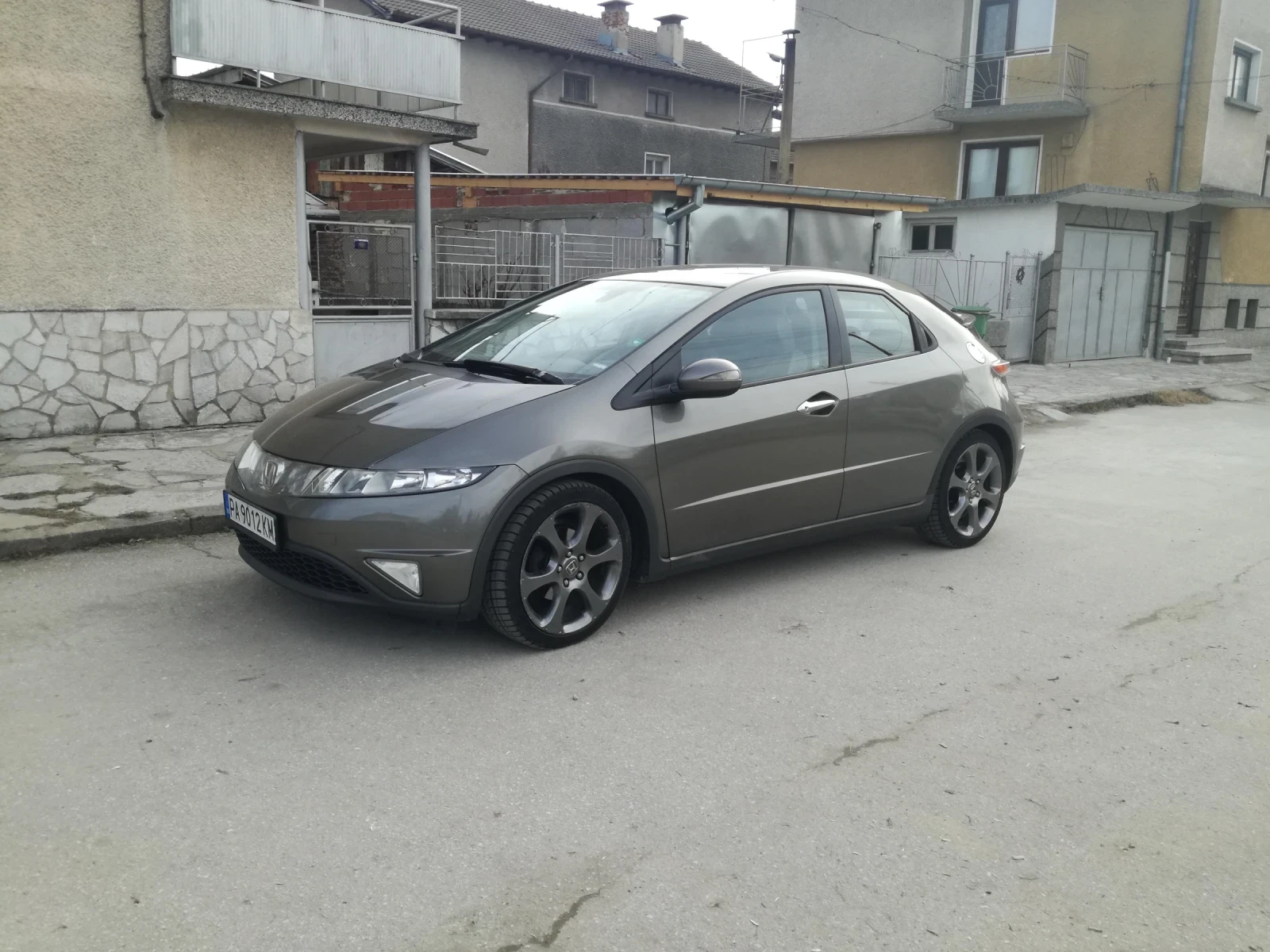 Honda Civic 8 генерация - изображение 9