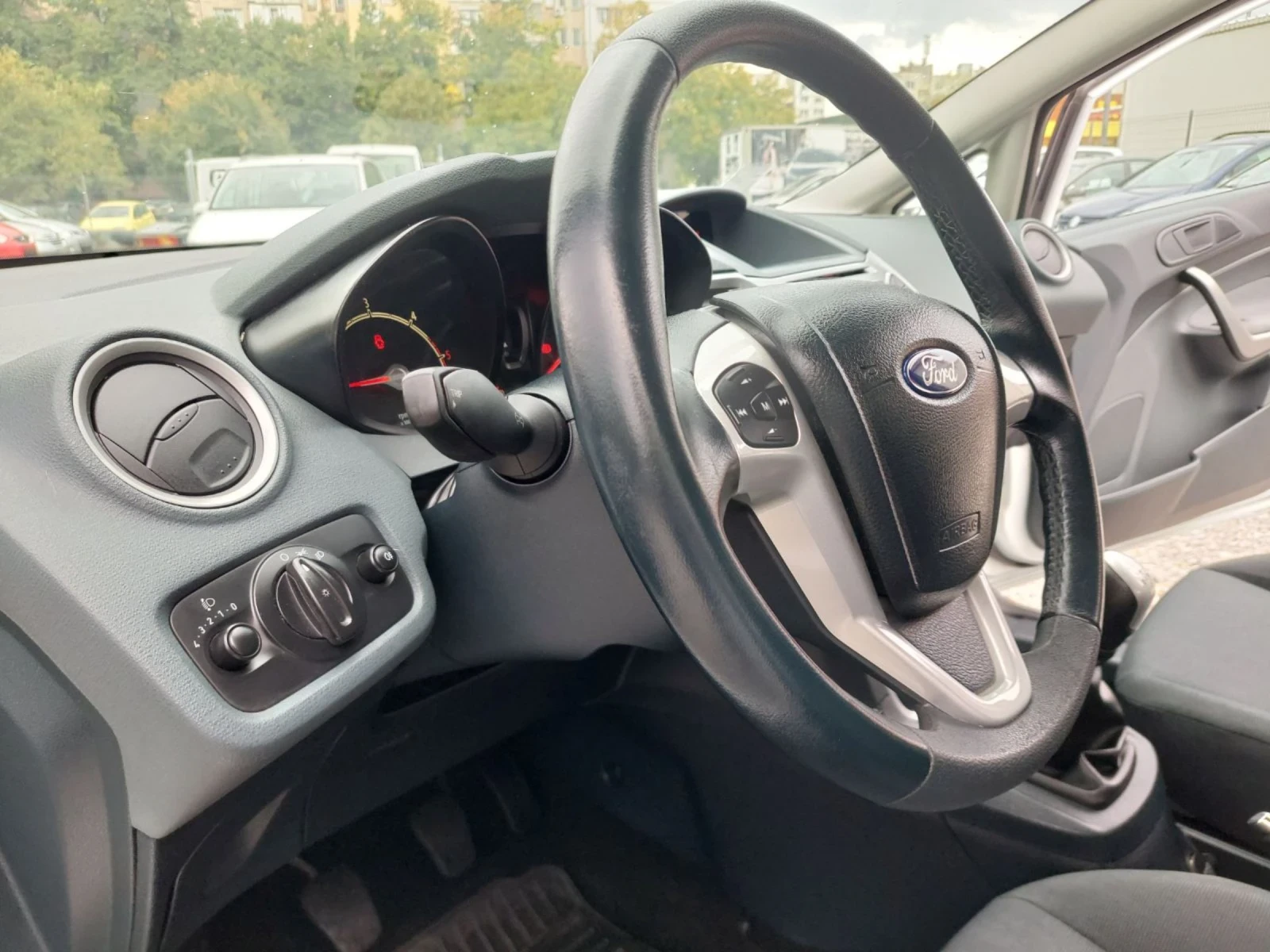 Ford Fiesta 1.4 TDCI - изображение 7