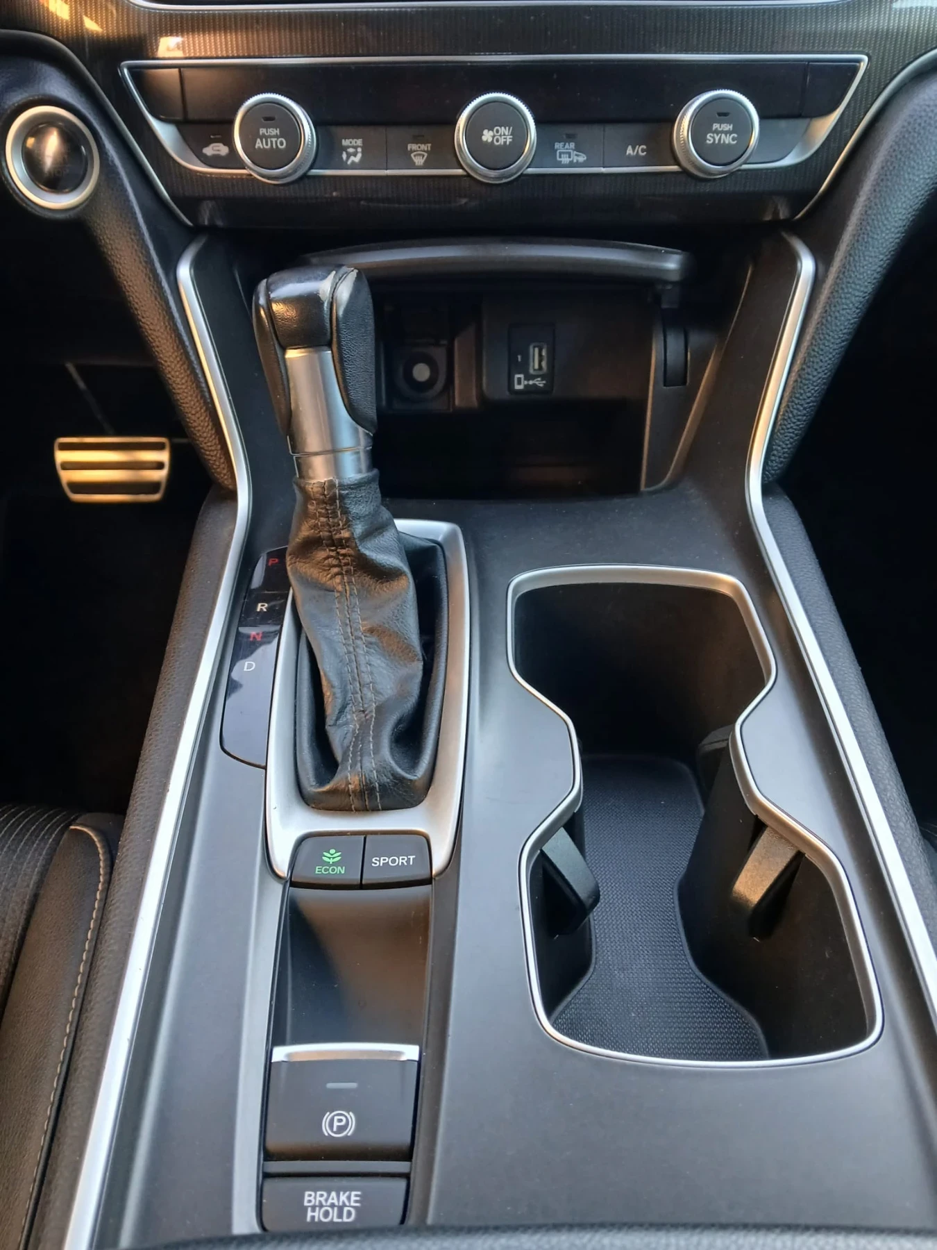 Honda Accord 1.5T Sport | Mobile.bg � ����������� 11