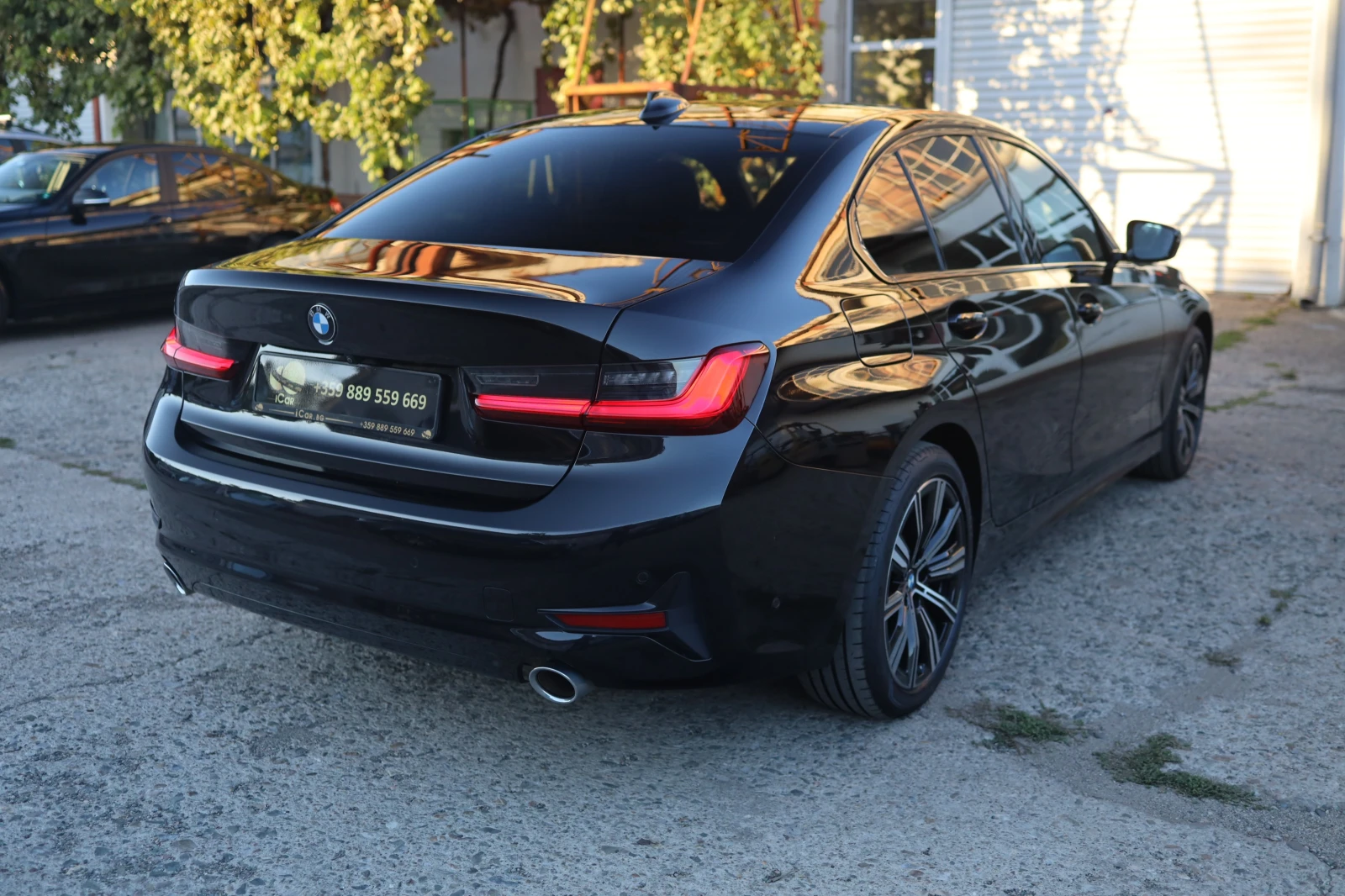 BMW 320 dX LASER KeyGO Digital KAM HuD SzH Memory #iCarbg - изображение 3