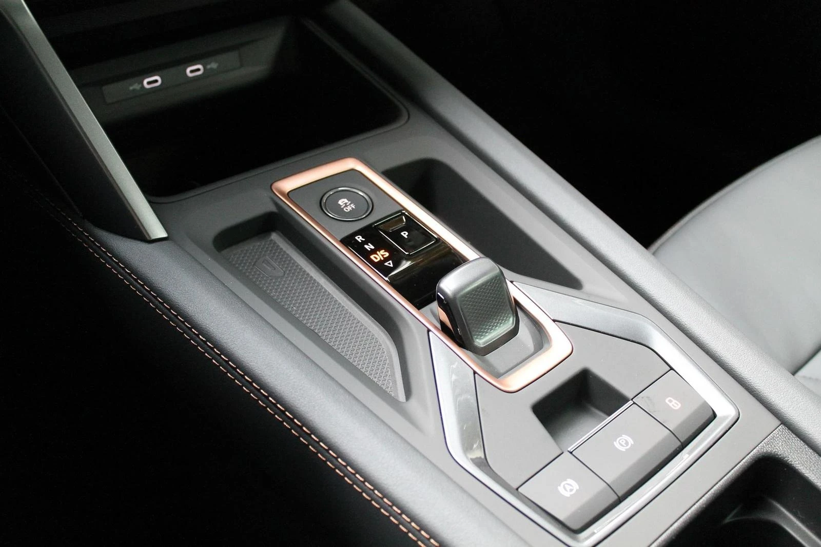 Cupra Formentor VZ* 333HP* FACE* PANO* MEMORY* DISTR* CAM* KEYLESS | Mobile.bg   11