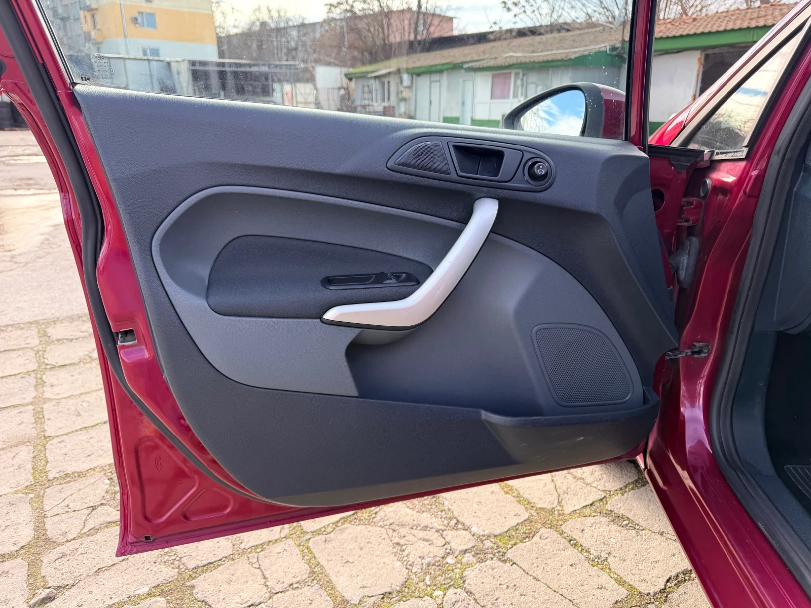 Ford Fiesta 1.4 BiFuel* ����. ���* 2 �����* ������*  | Mobile.bg � ����������� 16