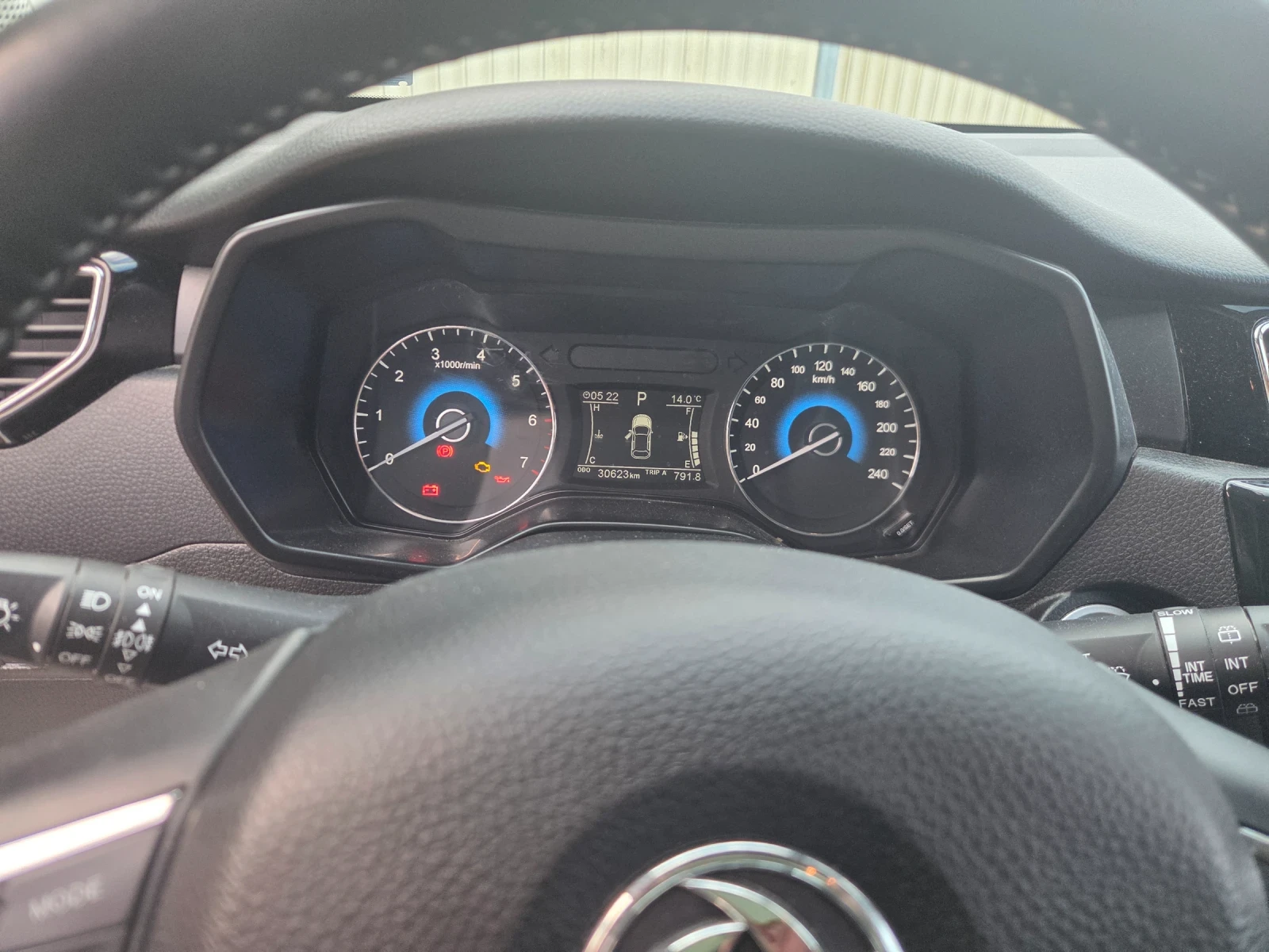 DFSK Seres 5 Glory 580, снимка 9 - Автомобили и джипове - 54091975