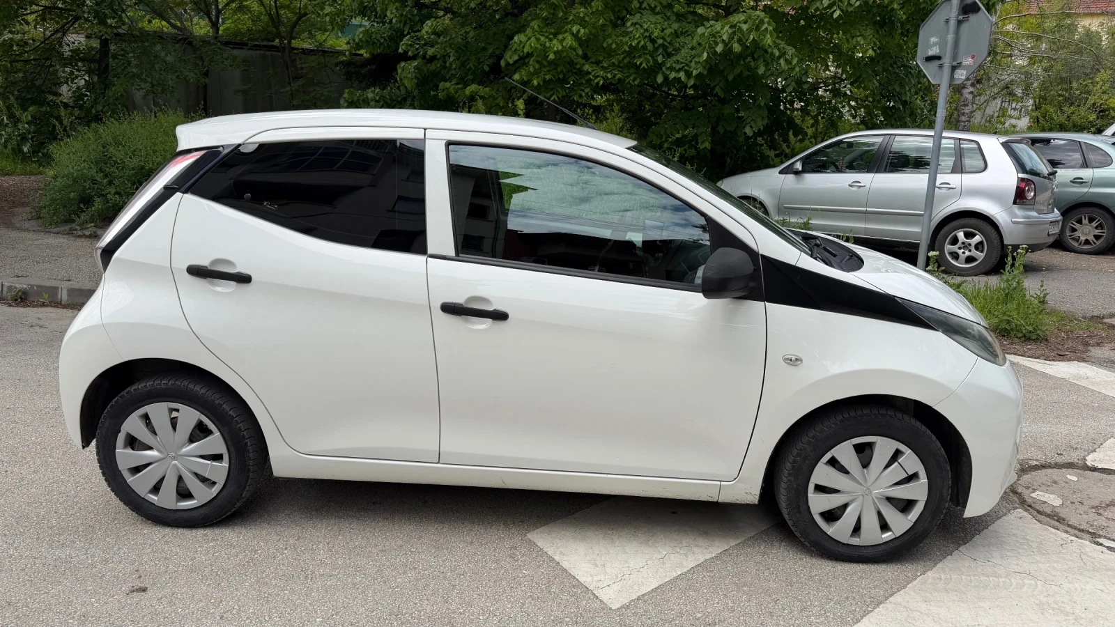 Toyota Aygo 1, 0, снимка 4 - Автомобили и джипове - 54391509