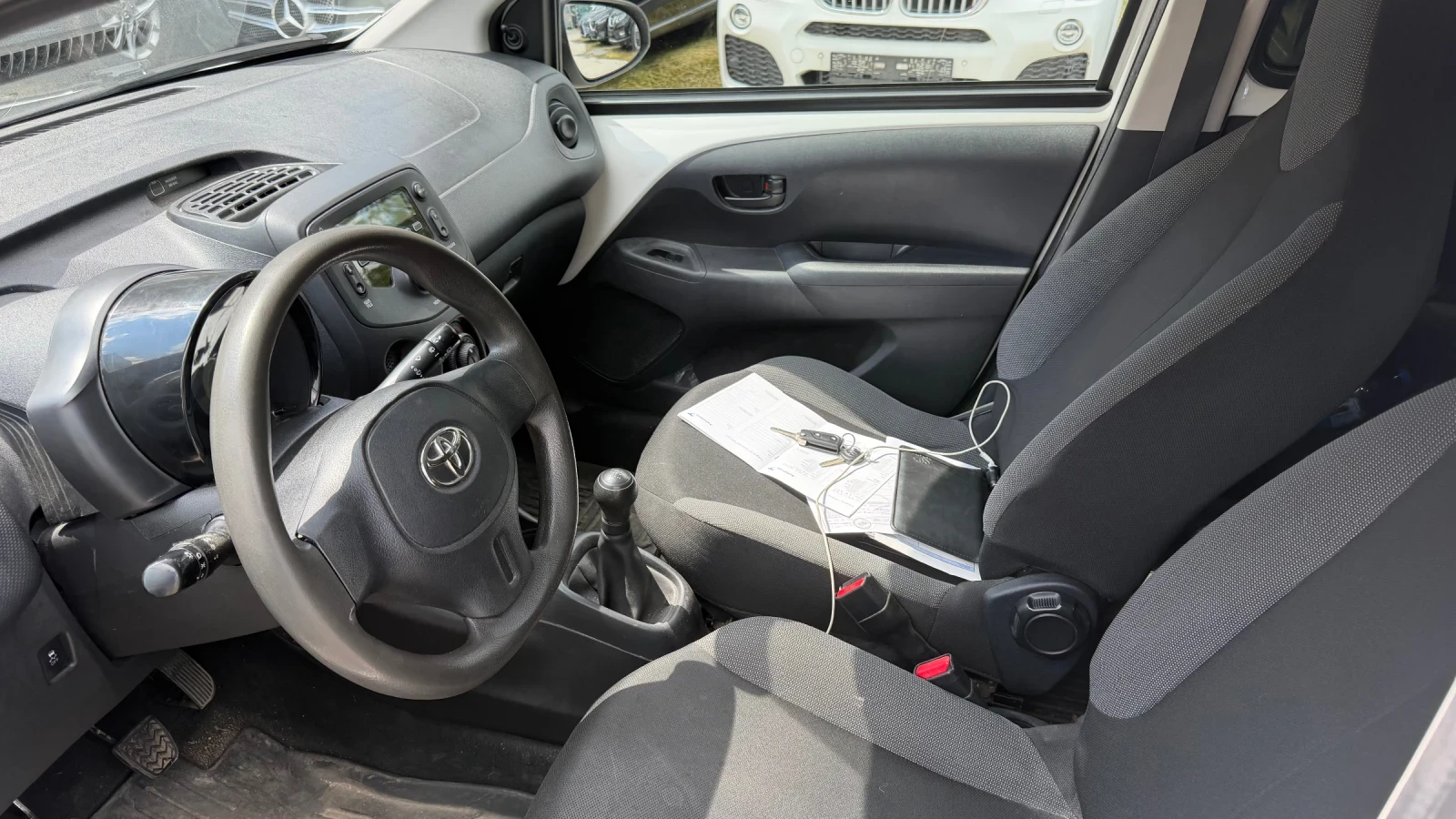 Toyota Aygo 1, 0, снимка 10 - Автомобили и джипове - 54391509