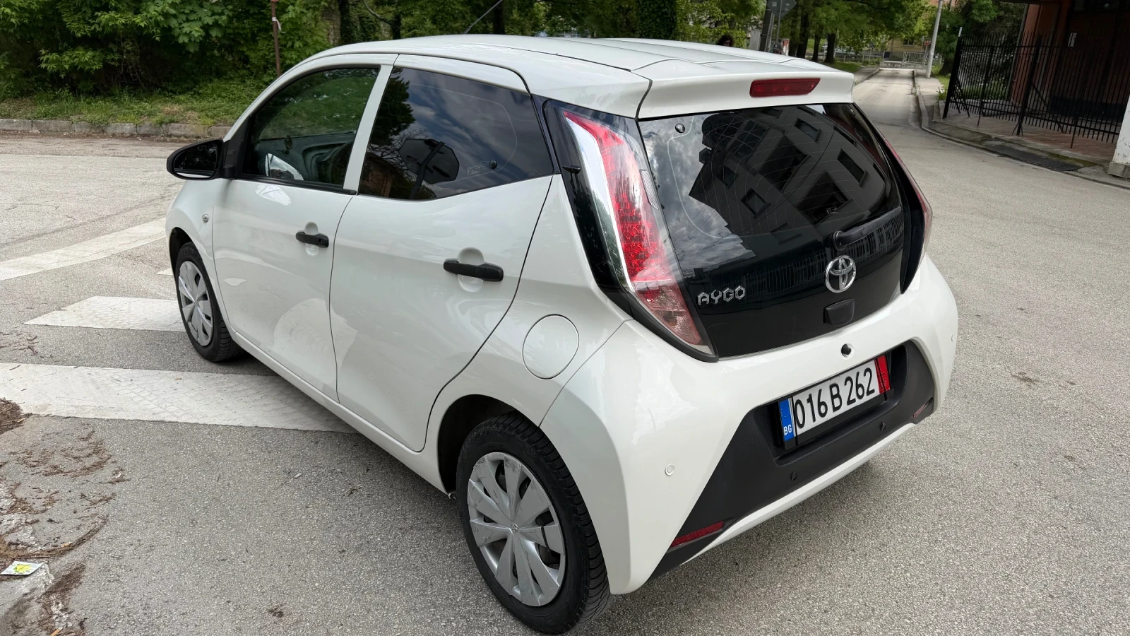 Toyota Aygo 1, 0, снимка 7 - Автомобили и джипове - 54391509