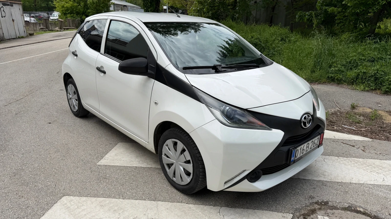 Toyota Aygo 1, 0, снимка 3 - Автомобили и джипове - 54391509