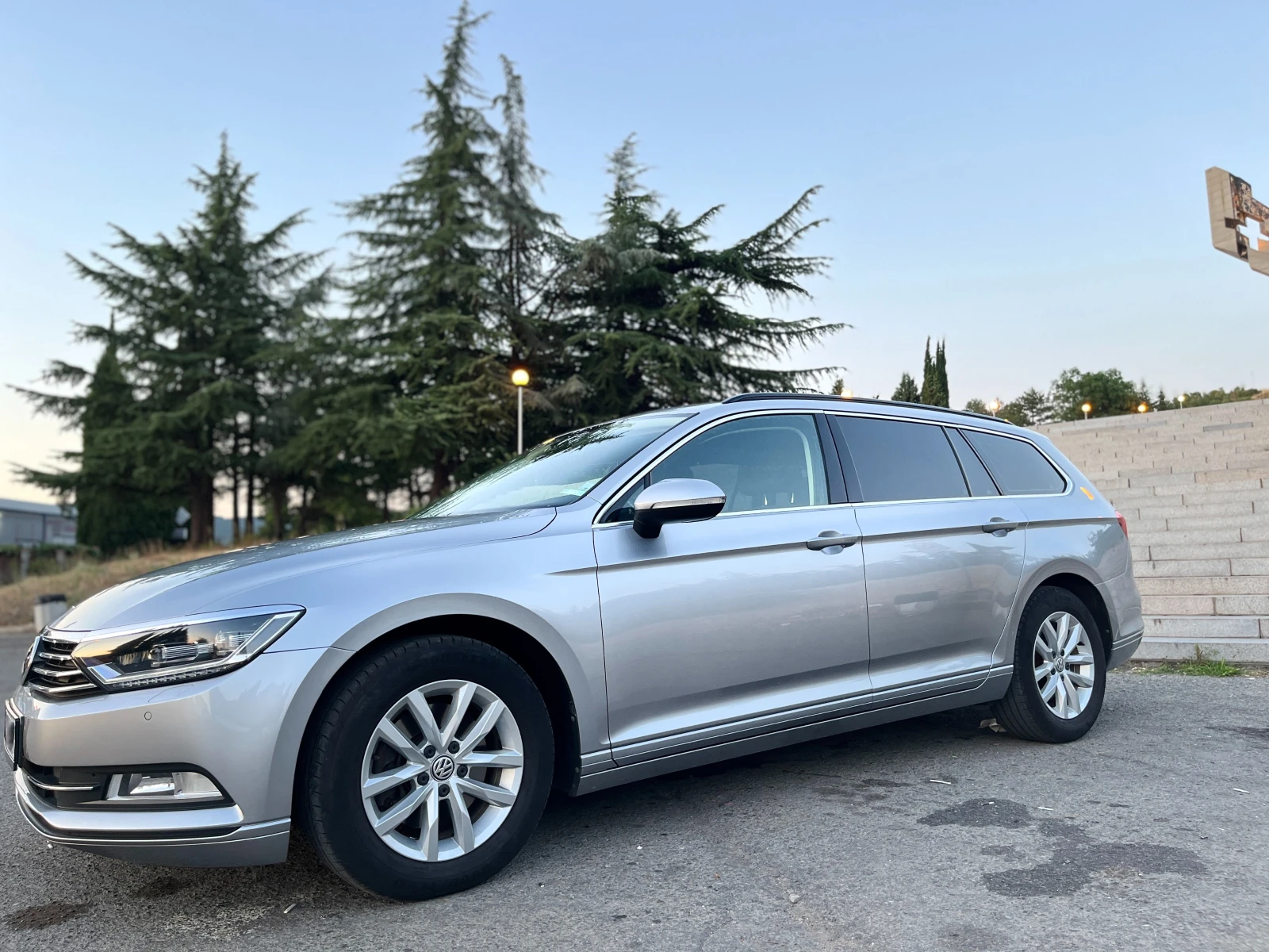 VW Passat Топ* Като Нова* Нов Внос* , снимка 3 - Автомобили и джипове - 54591758