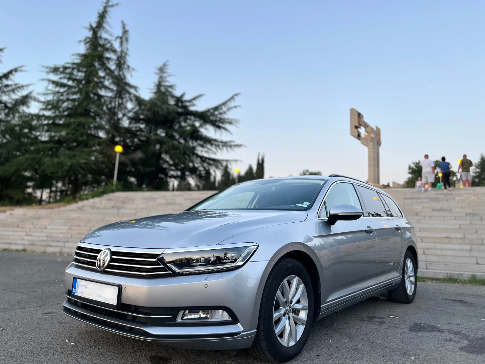 VW Passat Топ* Като Нова* Нов Внос* , снимка 2 - Автомобили и джипове - 54591758