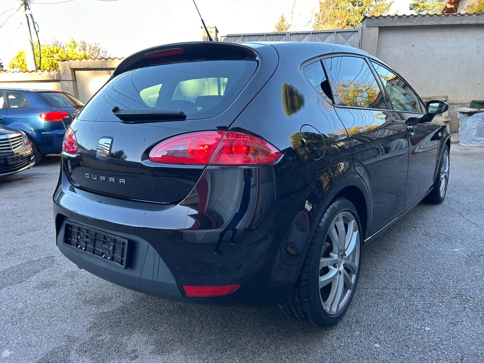 Seat Leon Cupra-R, снимка 5 - Автомобили и джипове - 54607547